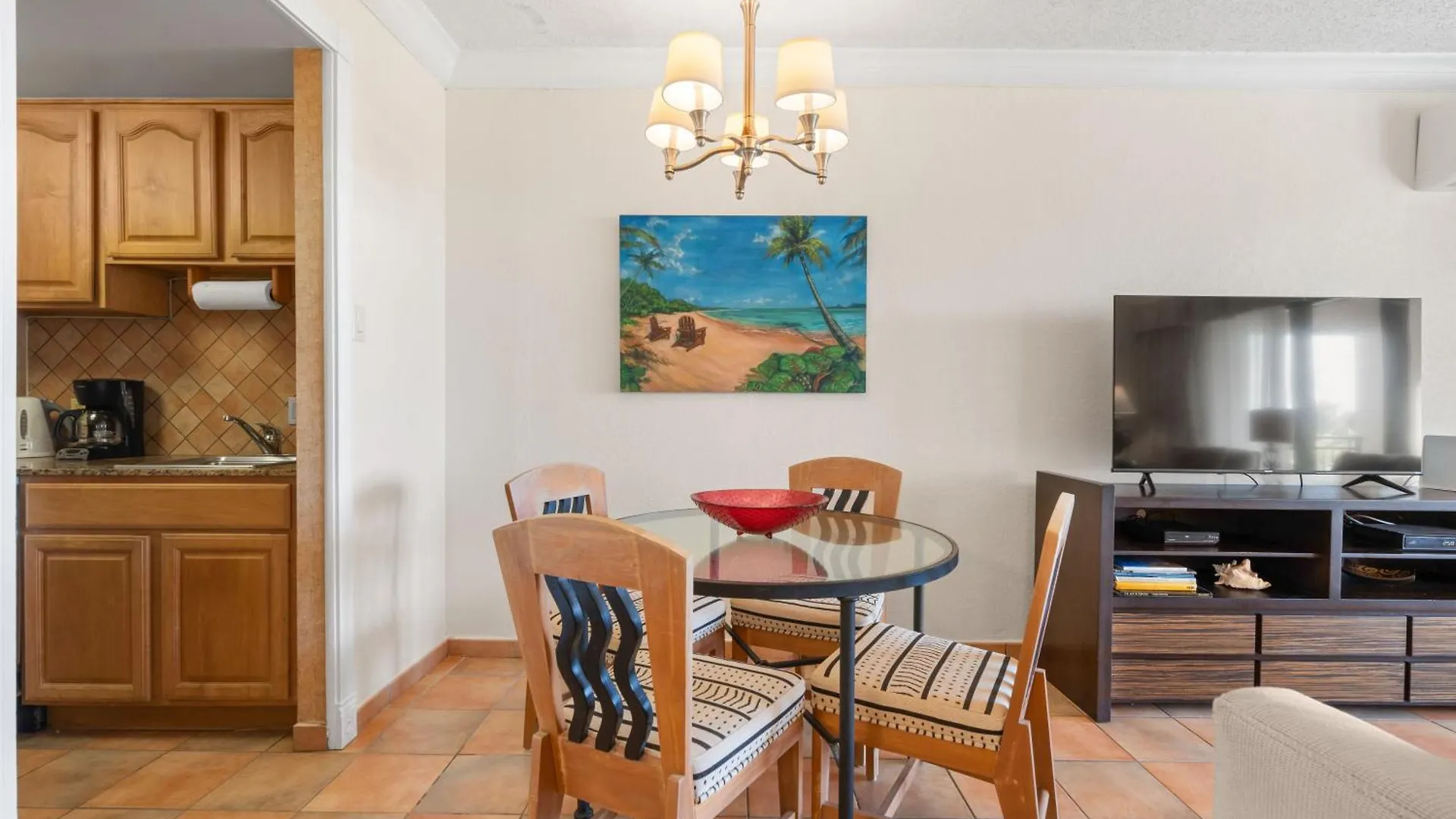 Апартаменты Sea Breeze Villas - 8482 Carmelita